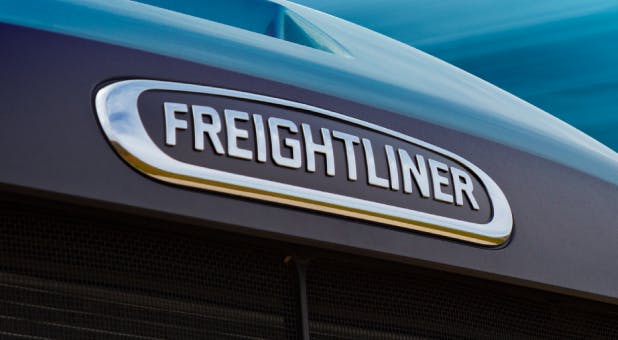 75 Jahre Freightliner – vom Frontlenker zum Hauben-Truck