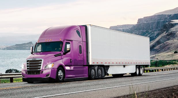 Pinnacle Fleet Solutions | Freightliner Trucks